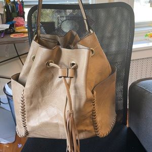 Tan leather tote 👜👜